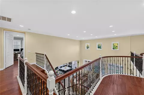 Entry Way - 33743 Blue Water Way, Temecula, CA 92592 photo 5 of 8