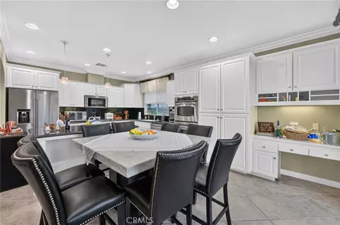 Kitchen - 33743 Blue Water Way, Temecula, CA 92592 photo 2 of 5