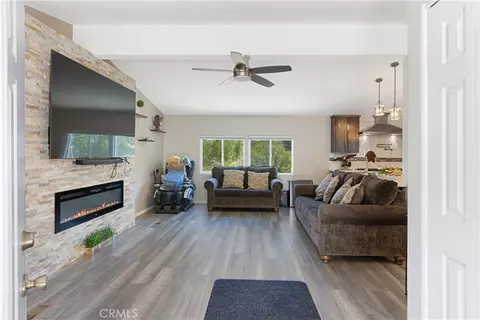 39018 Jubilee, Fallbrook, CA 92028 photo 8