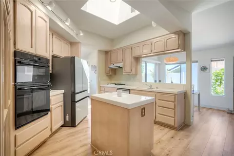 Kitchen - 854 Rivertree, Oceanside, CA 92058 photo 6 of 6