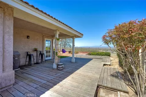 Exterior - 854 Rivertree, Oceanside, CA 92058 photo 4 of 9