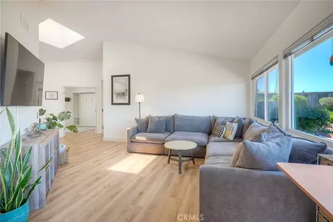 Living - 854 Rivertree, Oceanside, CA 92058 photo 2 of 6