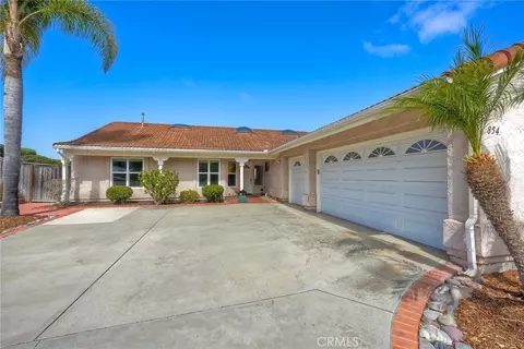 Exterior - 854 Rivertree, Oceanside, CA 92058 photo 2 of 9