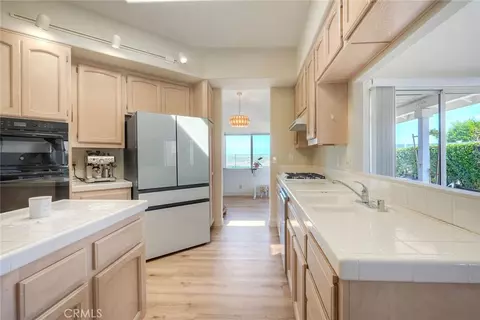 Kitchen - 854 Rivertree, Oceanside, CA 92058 photo 1 of 6