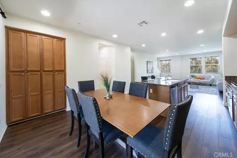 Dining - 40887 Belleray, Murrieta, CA 92562 photo 2 of 3