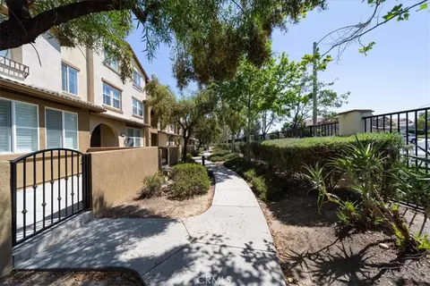 Exterior - 40887 Belleray, Murrieta, CA 92562 photo 2 of 11