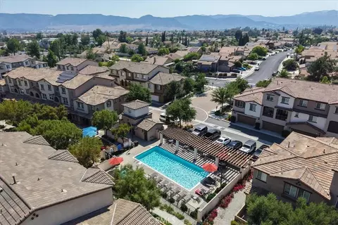 View/Area - 40887 Belleray, Murrieta, CA 92562 photo 3 of 5