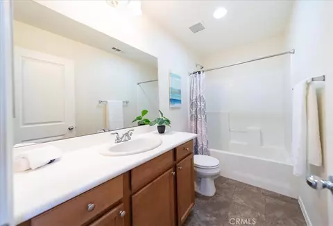 Bath - 40887 Belleray, Murrieta, CA 92562 photo 3 of 3