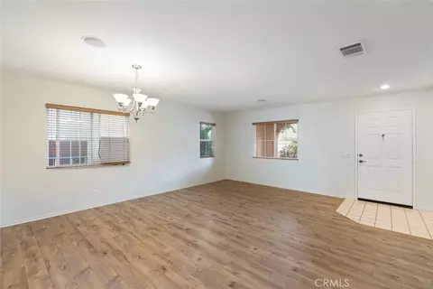 Living - 31799 Sandhill, Temecula, CA 92591 photo 2 of 5