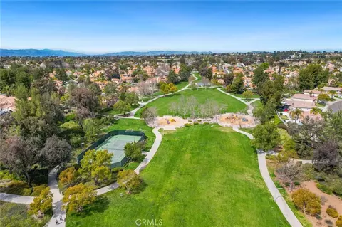 View/Area - 43198 Corte Argento, Temecula, CA 92592 photo 4 of 7