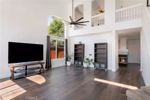 Living - 43198 Corte Argento, Temecula, CA 92592 photo 3 of 5