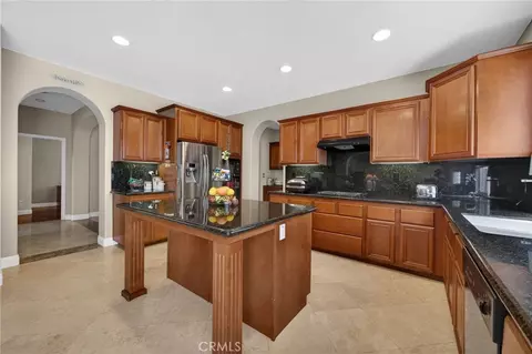 Kitchen - 32029 Camino Rabago, Temecula, CA 92592 photo 4 of 7