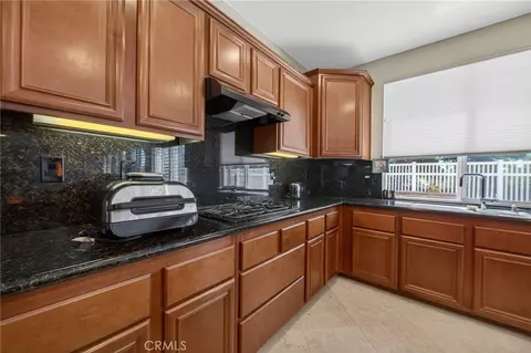 Kitchen - 32029 Camino Rabago, Temecula, CA 92592 photo 7 of 7