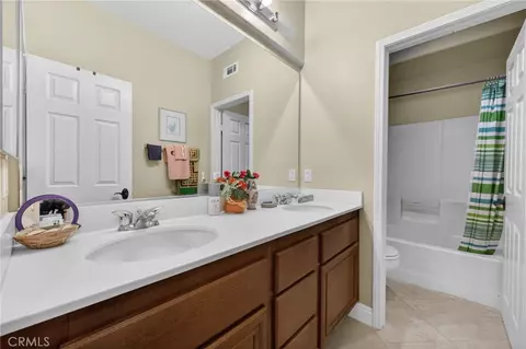 Bath - 32029 Camino Rabago, Temecula, CA 92592 photo 6 of 6