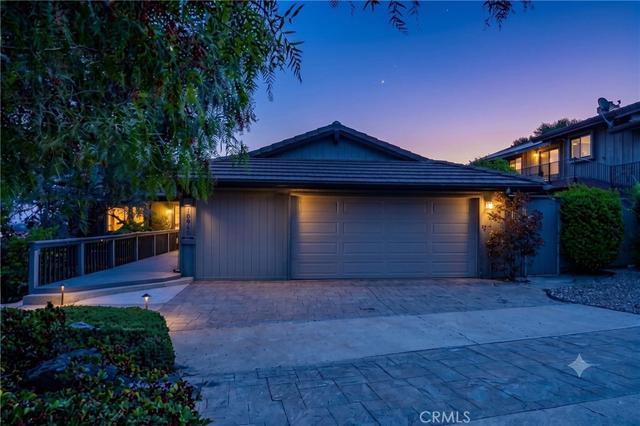 10960 Treeside Ln, Escondido, CA 92026