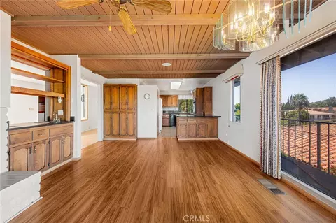 Living - 10960 Treeside Ln, Escondido, CA 92026 photo 6 of 6