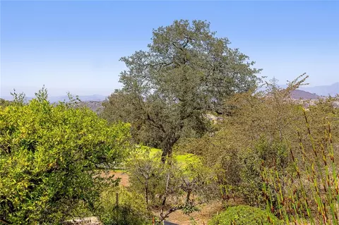 Exterior - 10960 Treeside Ln, Escondido, CA 92026 photo 17 of 23