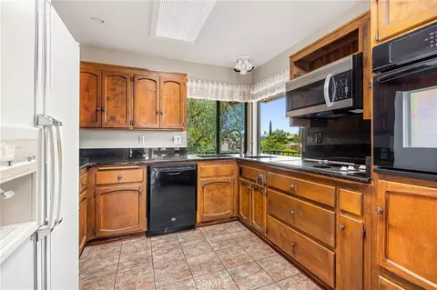 Kitchen - 10960 Treeside Ln, Escondido, CA 92026 photo 1 of 1