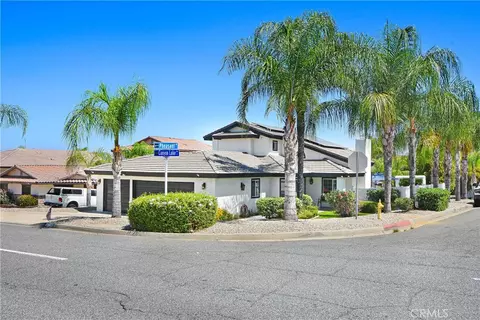 22982 Canyon Lk S, Canyon Lake, CA 92587
