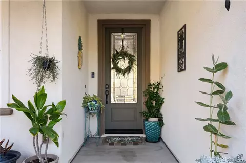 Entry Way - 44349 Phelps St, Temecula, CA 92592 photo 1 of 2