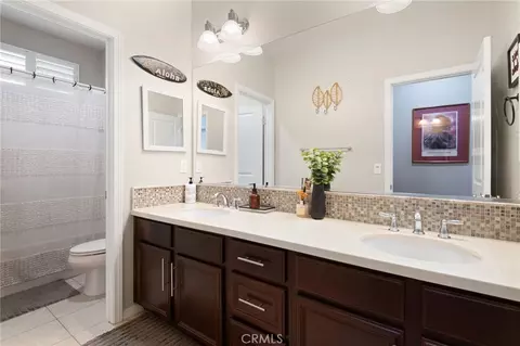 Bath - 44349 Phelps St, Temecula, CA 92592 photo 4 of 4