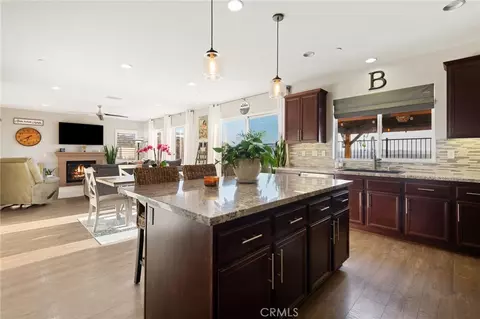 Kitchen - 44349 Phelps St, Temecula, CA 92592 photo 5 of 5