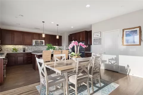 Dining - 44349 Phelps St, Temecula, CA 92592 photo 2 of 2