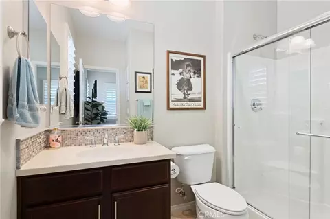 Bath - 44349 Phelps St, Temecula, CA 92592 photo 2 of 4