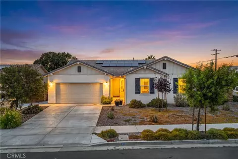 9019 Black Thorn St, Jurupa Valley, CA 92509