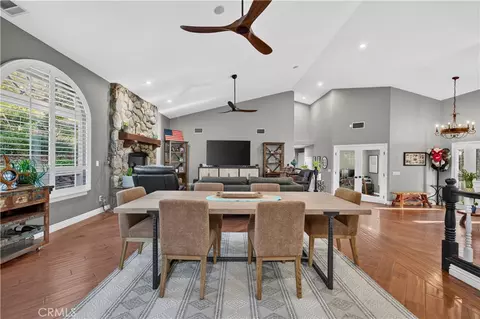 Dining - 26955 Corte Cristal, Temecula, CA 92590 photo 3 of 5