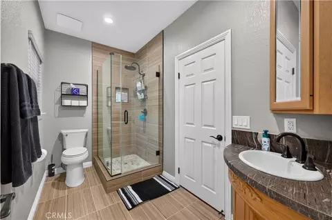 Bath - 26955 Corte Cristal, Temecula, CA 92590 photo 1 of 5