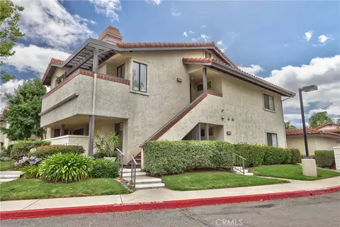 926 Lupine Hills Dr #15, Vista, CA 92081