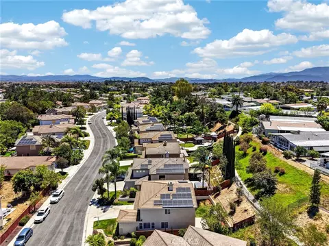 View/Area - 41211 Pine Tree, Temecula, CA 92591 photo 7 of 10