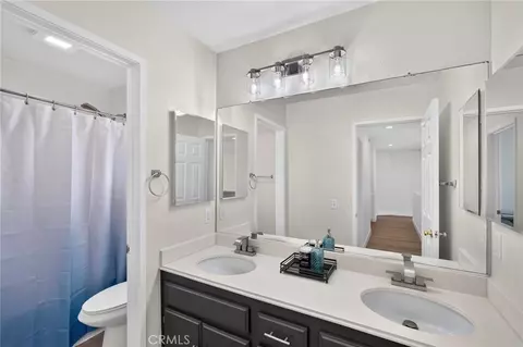 Bath - 41211 Pine Tree, Temecula, CA 92591 photo 4 of 4