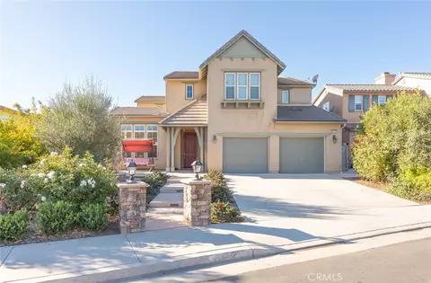 32735 Newham Ct, Winchester, CA 92596