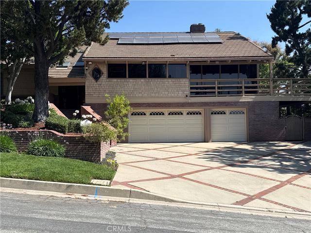 325 Roughrider Rd, La Verne, CA 91750