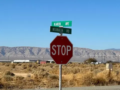2880 Neuralia Rd, California City, CA 93505