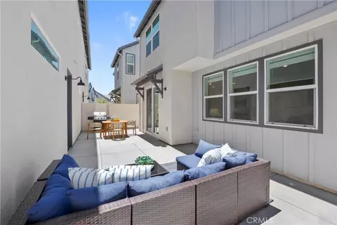 Exterior - 32407 Brunello Way, Temecula, CA 92591 photo 4 of 14
