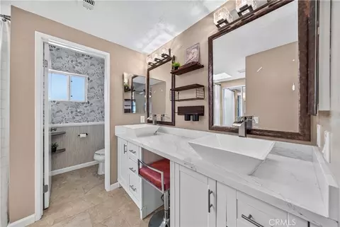 Bath - 41801 Asteroid Way, Temecula, CA 92592 photo 1 of 1