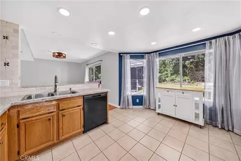 Kitchen - 41801 Asteroid Way, Temecula, CA 92592 photo 3 of 4