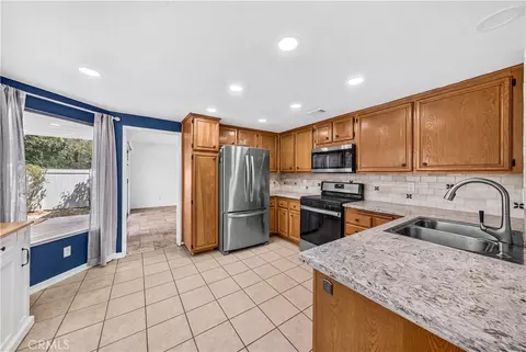 Kitchen - 41801 Asteroid Way, Temecula, CA 92592 photo 4 of 4