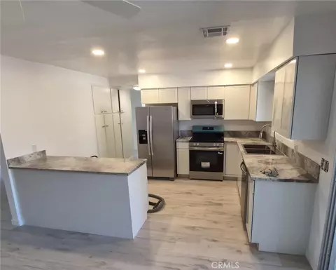 611 S Palm #F, Hemet, CA 92543