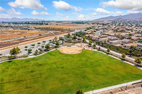 View/Area - 3439 Joshua Tree Ct, Perris, CA 92570 photo 8 of 9