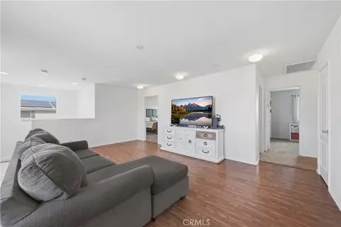 Entry Way - 3439 Joshua Tree Ct, Perris, CA 92570 photo 8 of 11