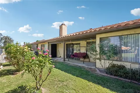 Exterior - 2534 Beech Tree St, Hemet, CA 92545 photo 4 of 6