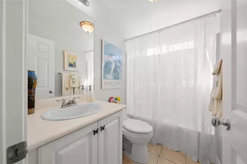 Bath - 45211 Willowick St, Temecula, CA 92592 photo 5 of 7