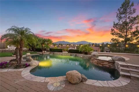 Exterior - 45211 Willowick St, Temecula, CA 92592 photo 6 of 11