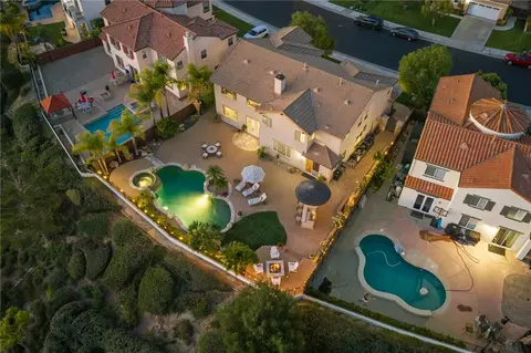 View/Area - 45211 Willowick St, Temecula, CA 92592 photo 5 of 9