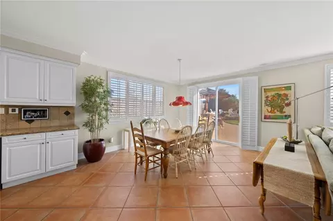 Dining - 45211 Willowick St, Temecula, CA 92592 photo 2 of 3