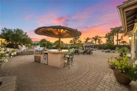 Exterior - 45211 Willowick St, Temecula, CA 92592 photo 9 of 11